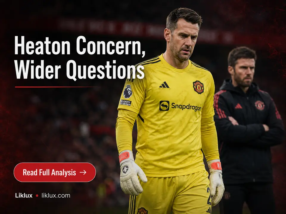 Manchester United roundup: Heaton concern, Zirkzee’s Juventus interest and Carrick’s bigger test - Soccer article thumbnail